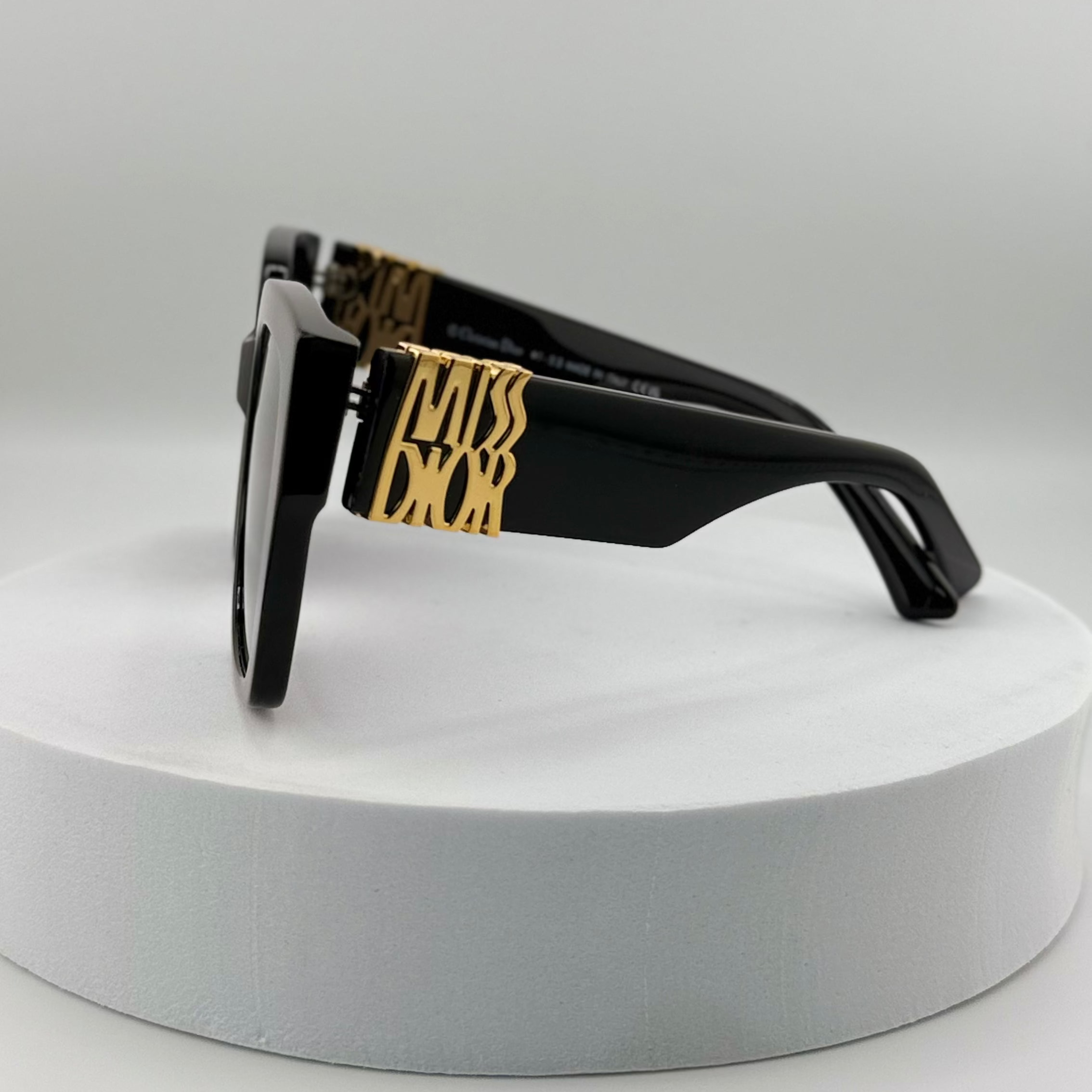 DIOR MissDior S2I0AO Sunglasses – Black