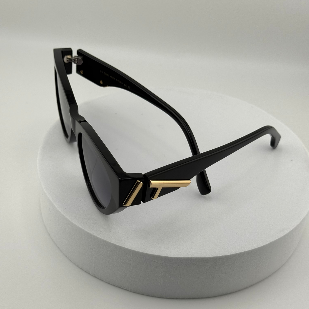 Fendi First FE Cat Eye Sunglasses – Black | Women’s Designer