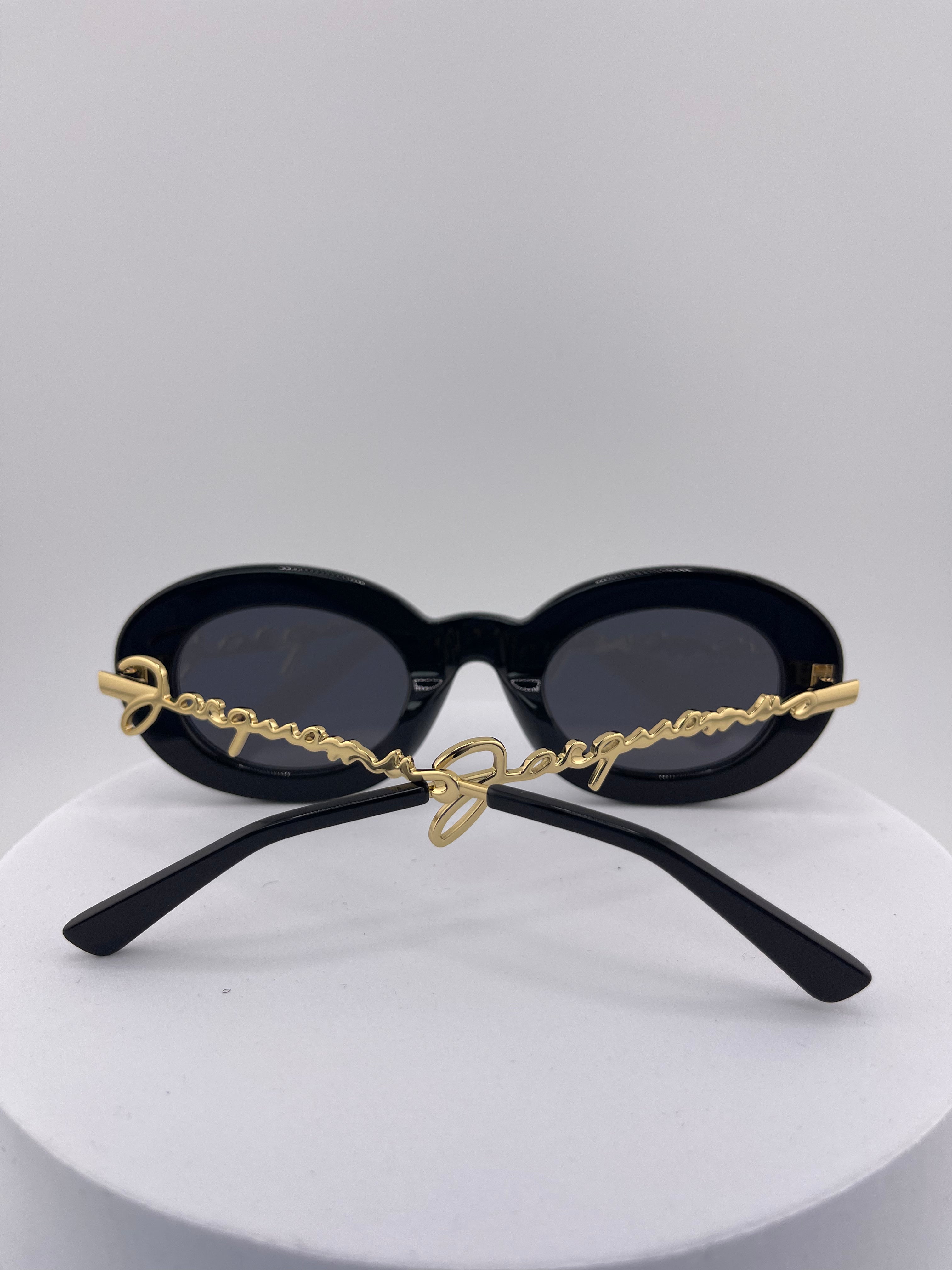 Jacquemus Signature Oval Luxe Shades