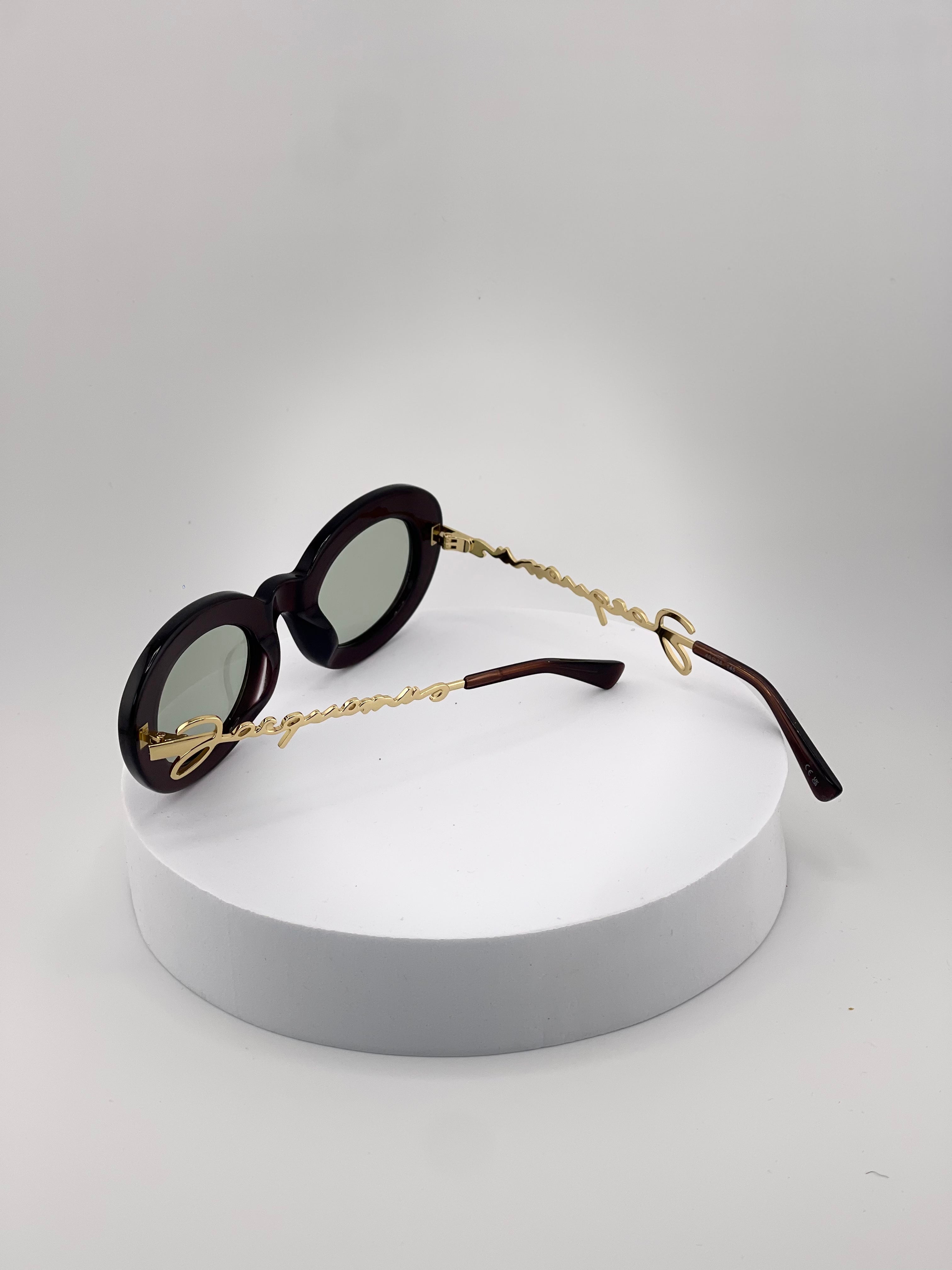Jac-quemus Oval Retro Vision Sunglasses – Noir Edition