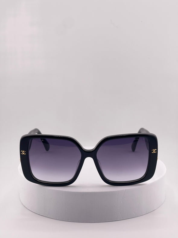 CHANEL Noir Classic CC Sunglasses – Signature Black Elegance