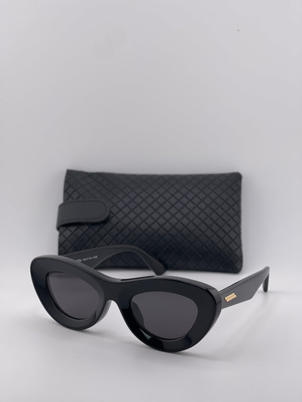 BV Cat Eye Black Sunglasses – Classic Glamour, Modern Edge