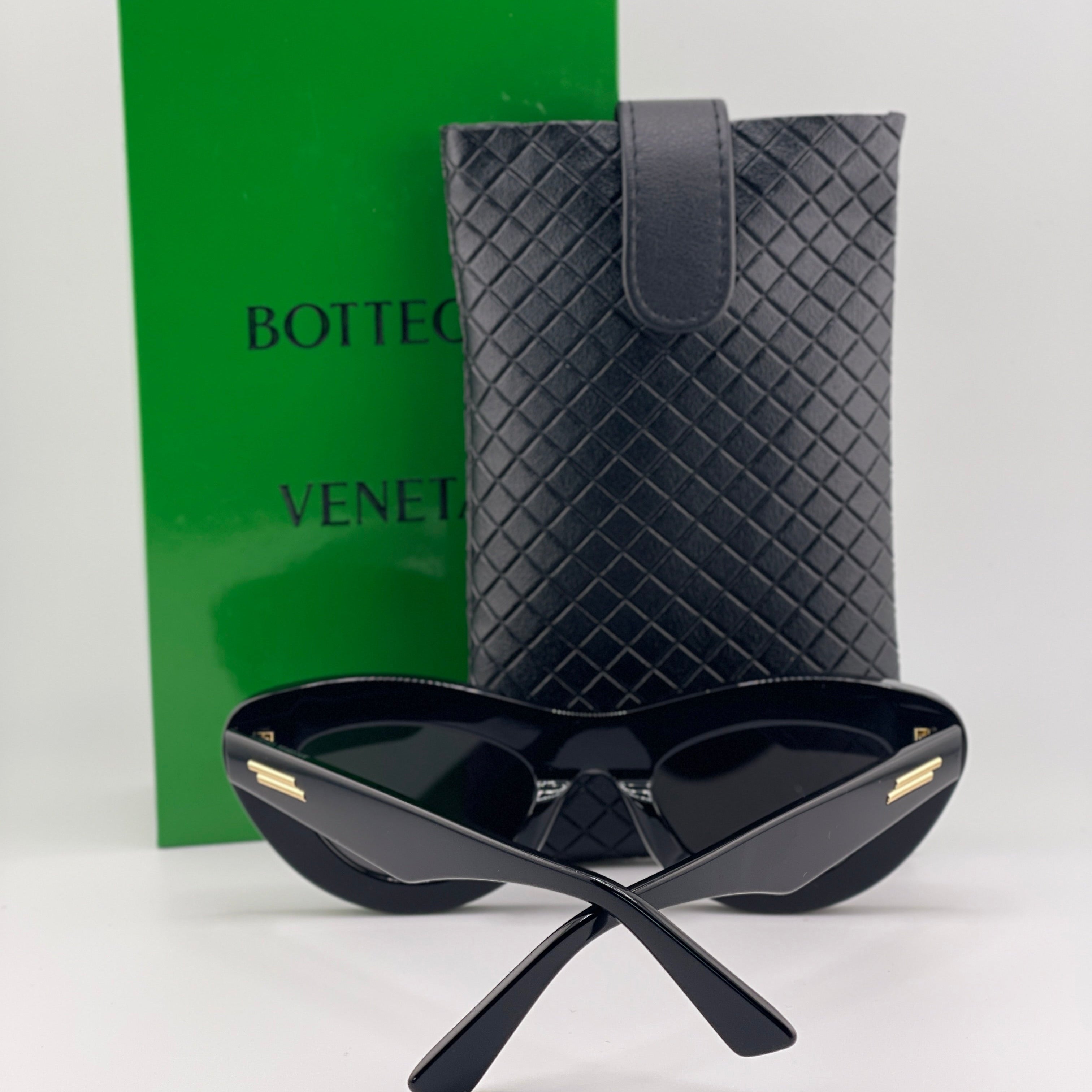 Bottega Veneta BV13225S Sunglasses – Black Frame