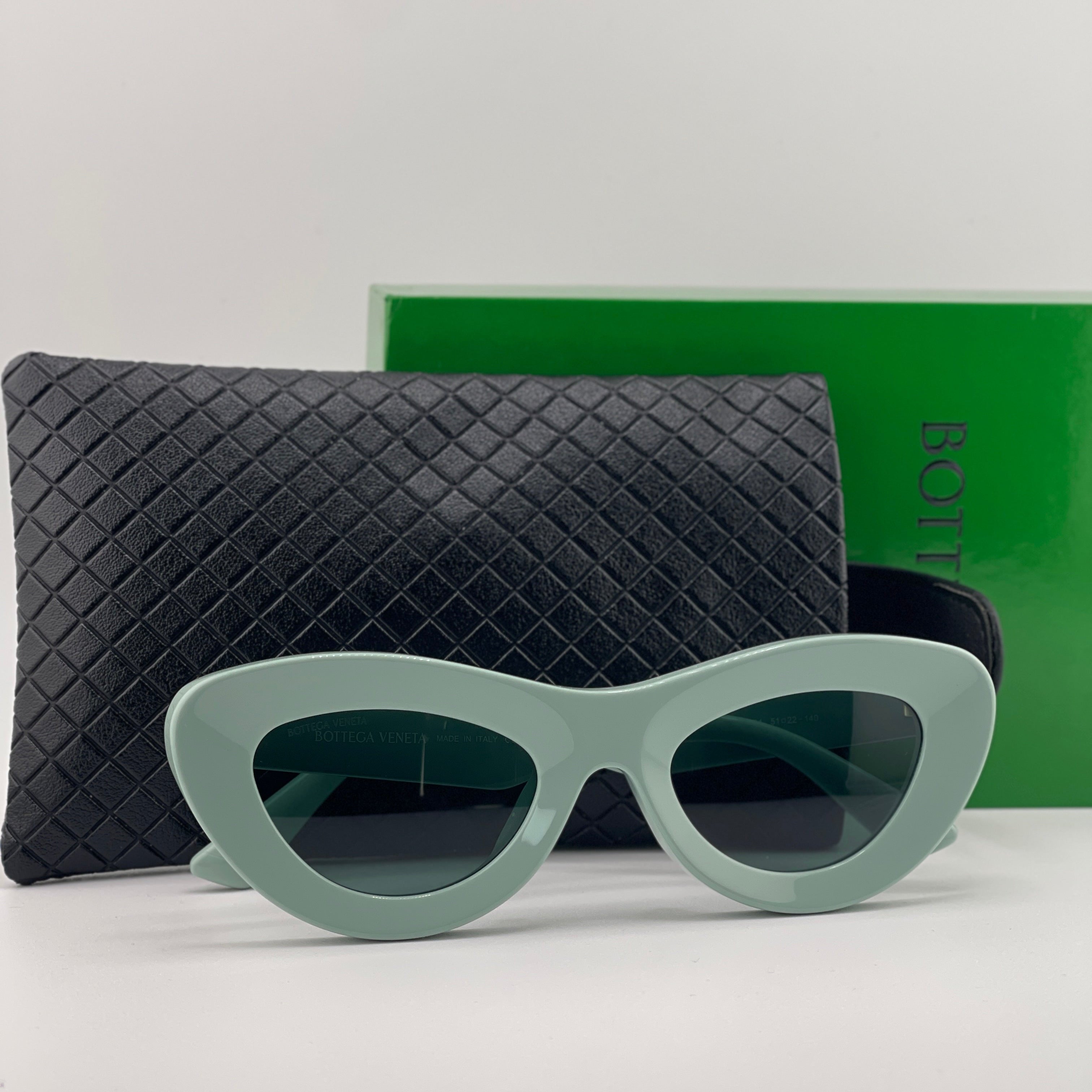 Bottega Veneta BV13225S Sunglasses – Green Frame