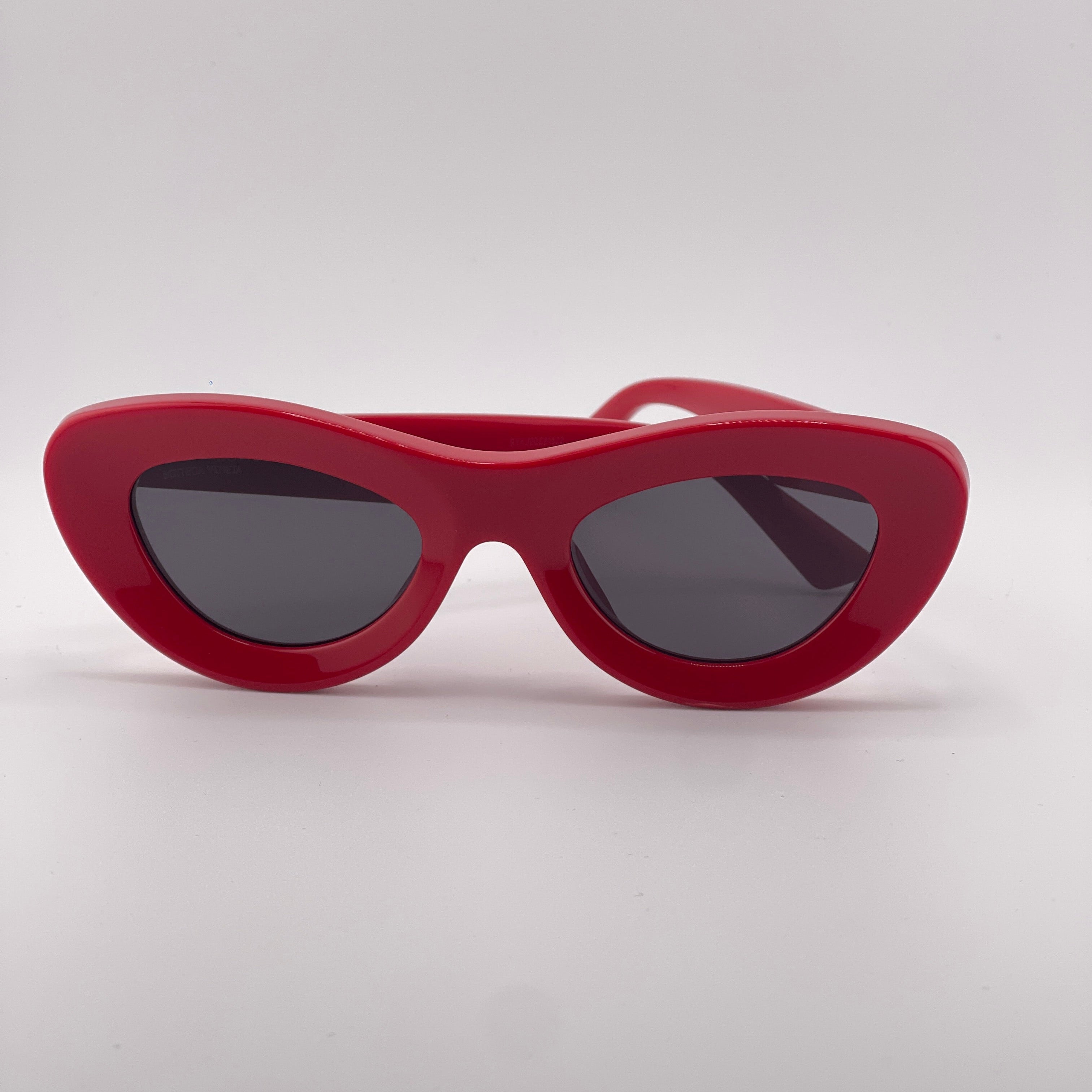 Bottega Veneta BV13225S Sunglasses –RedFrame with black lenses