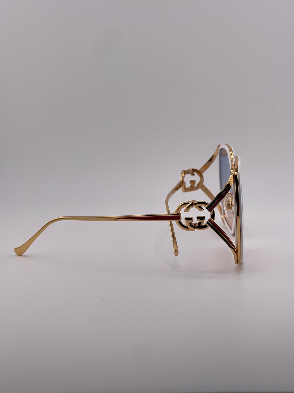 Gucci Main Chic White Sunglasses – Bold Elegance in Pure White