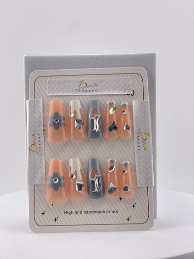 Nail On Chic 006