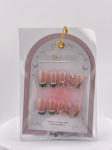 Nail On Chic 024