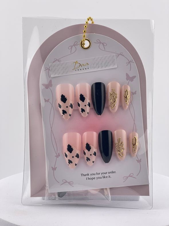 Nail On Chic 030