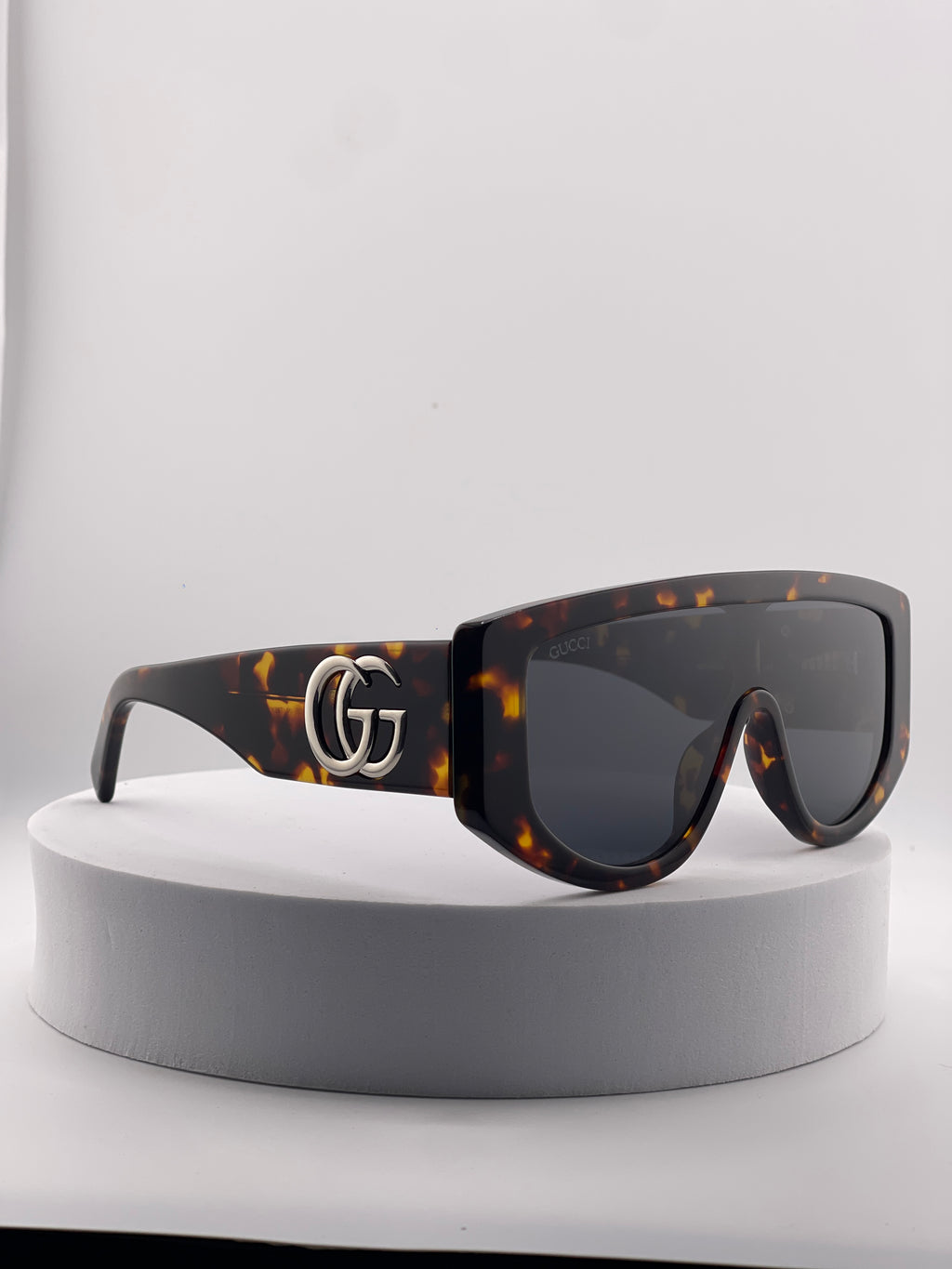 Gucci Women’s Rectangular Sunglasses – Black
