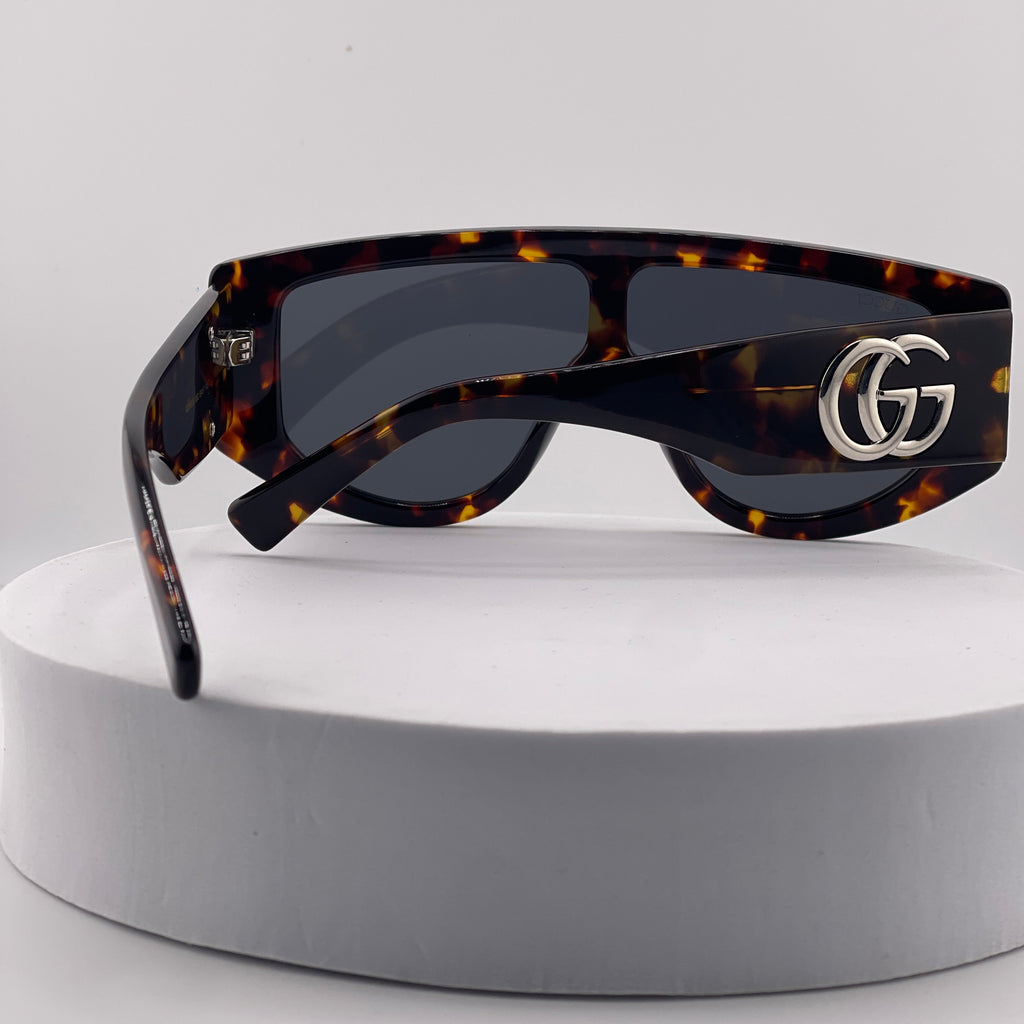 Gucci Women’s Rectangular Sunglasses – Black