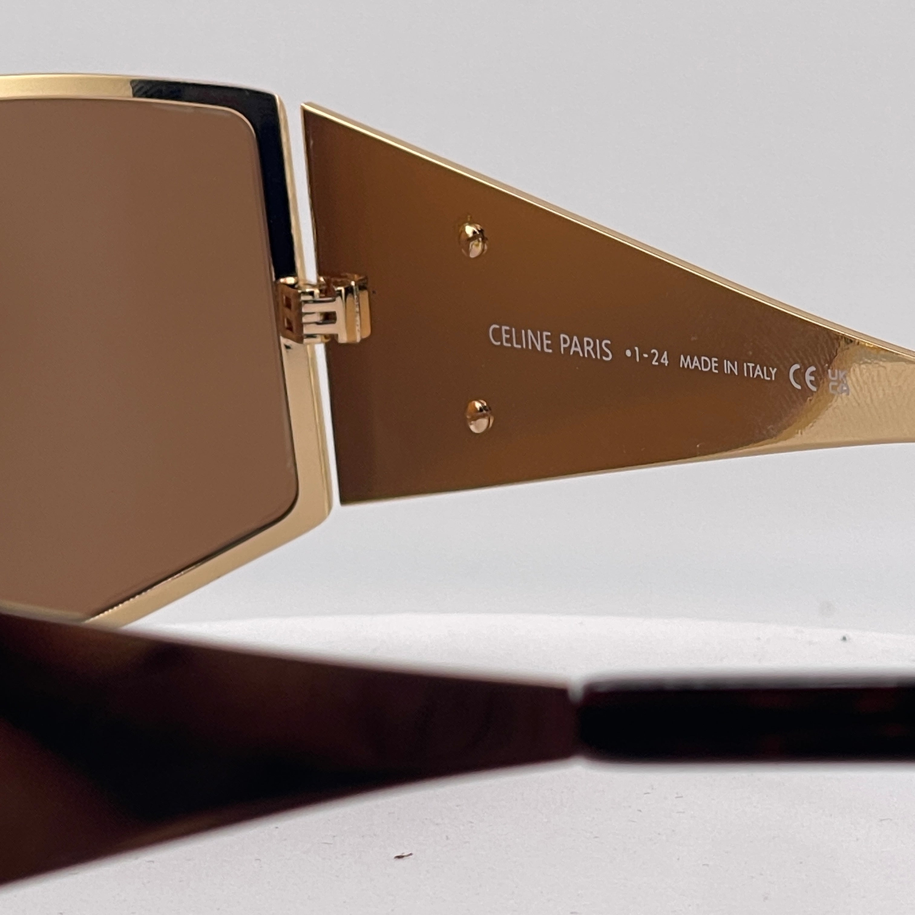 Celine Maxi Metal Triomphe CL40283U Sunglasses