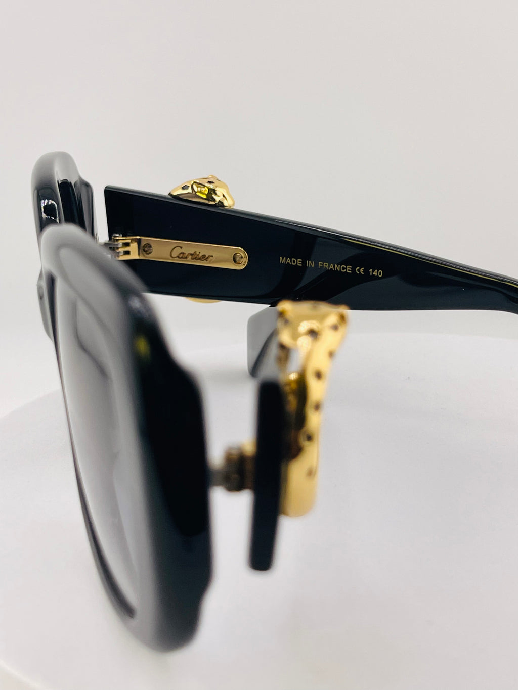 Cartier Eyewear Panthere Classic frame black acetate