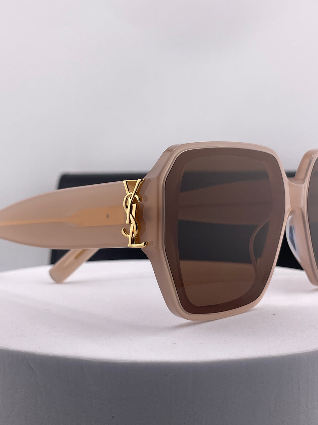 Saint Laurent SLM2-007
