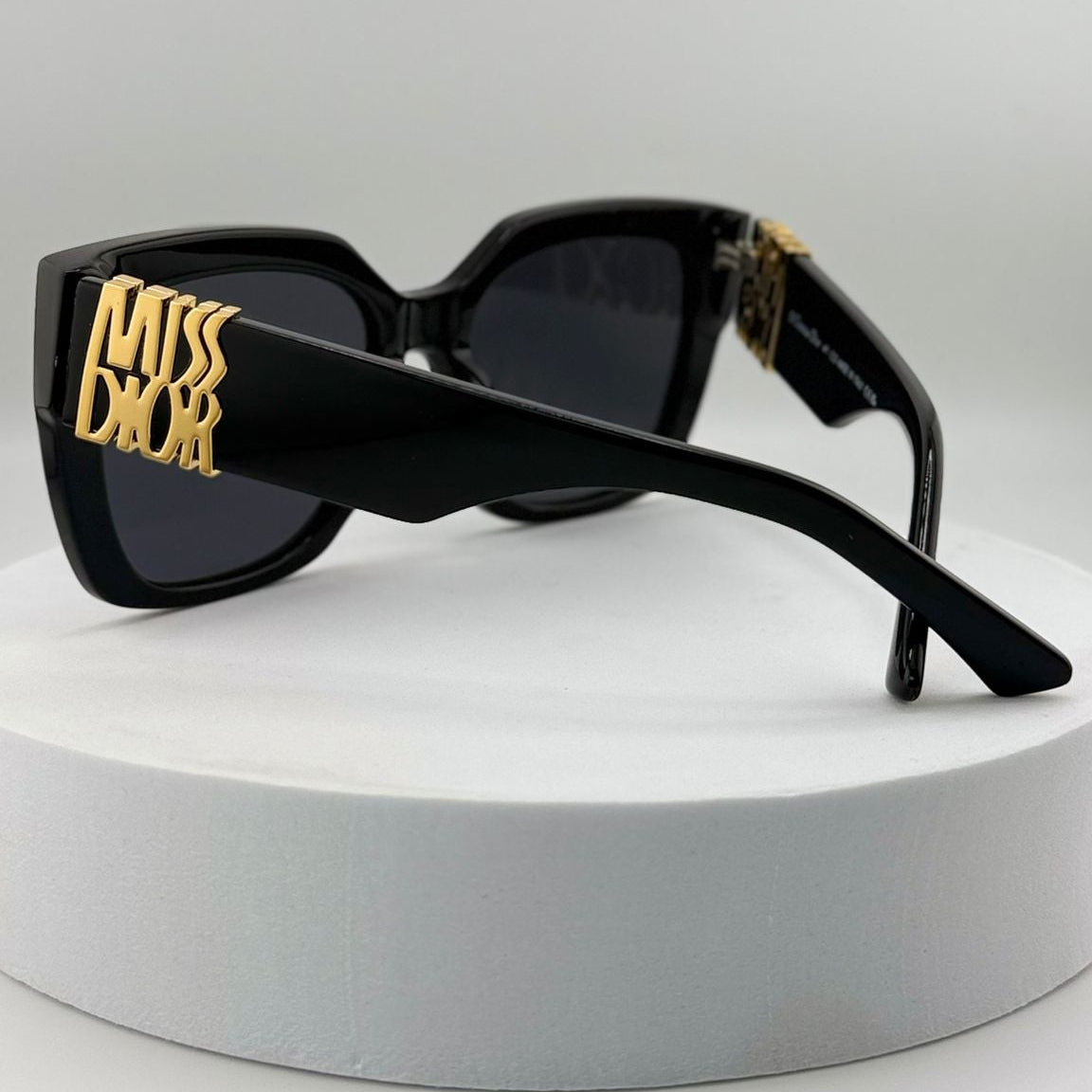 DIOR MissDior S2I0AO Sunglasses – Black